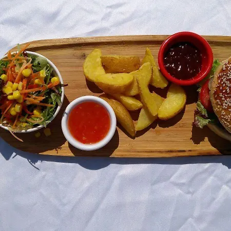 Afflon Old Marin Hotell 3*