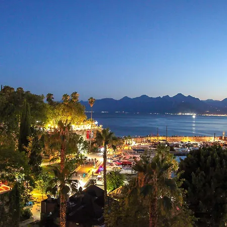 Afflon Old Marin Hotell 3*