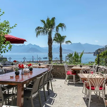 Afflon Old Marin Hotel 3*