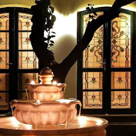 Отель Afflon Old Marin